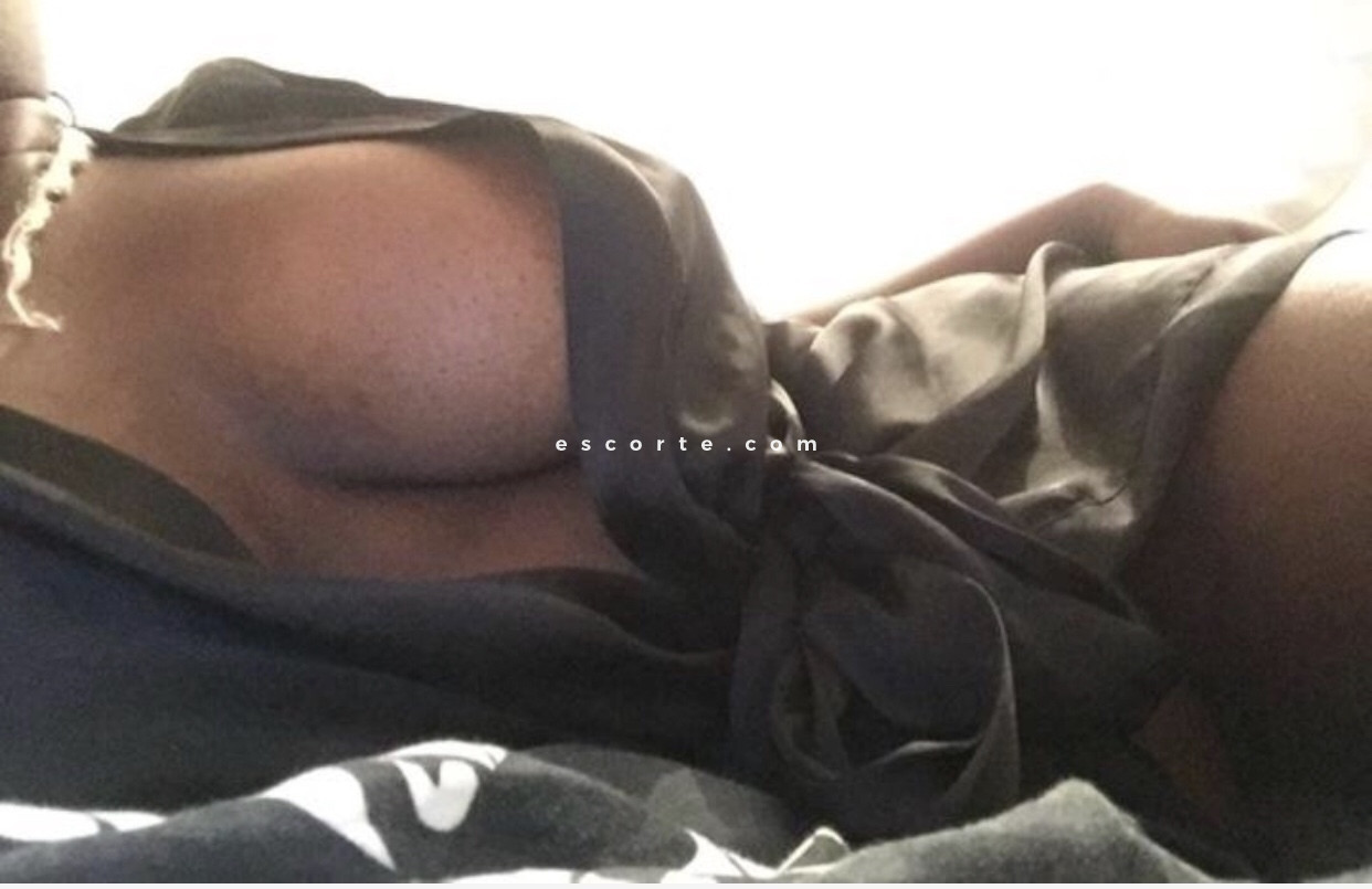 site pour baiser escort Dijon Anastasia